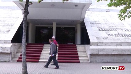 Report TV -Kostoja ekonomike dhe mungesa e stafit, planifikohet mbyllja e 9 gjykatave