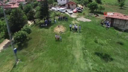 Çöpçatan tepede kısmet aradılar...Bu köyde yüzlerce genç dağda tanışıp evleniyor