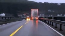 Un conducteur très chanceux face à un camion