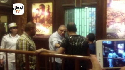 السبكي يتابع إيرادات محمد حسين بإحدى سينمات وسط البلد