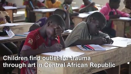 In Central African Republic, traumatised children draw for therapy