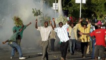 Police teargas Malawi opposition protest demanding president resigns