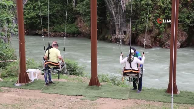 Bayram tatilinde Rize'ye turist akını