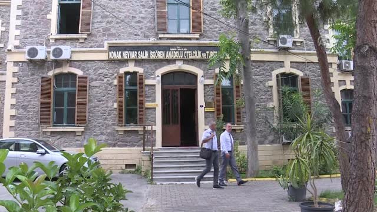 ALTIN FIRSAT KAPISI: MESLEK LİSELERİ - Türkiye'nin "turizm elçilerini" yetiştiriyorlar