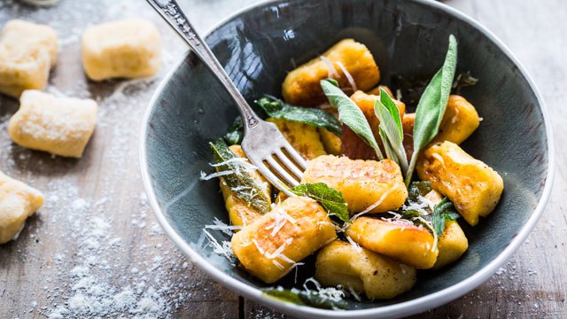 FOODBOOM 7 ÑOQUIS CON SALVIA