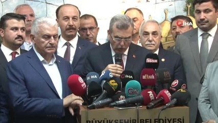 Binali Yıldırım Şanlıurfa Belediyesi'ni ziyaret etti
