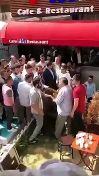AKP'li belediye başkanı 'İş bulamıyorum' diyen yurttaşı kovdu