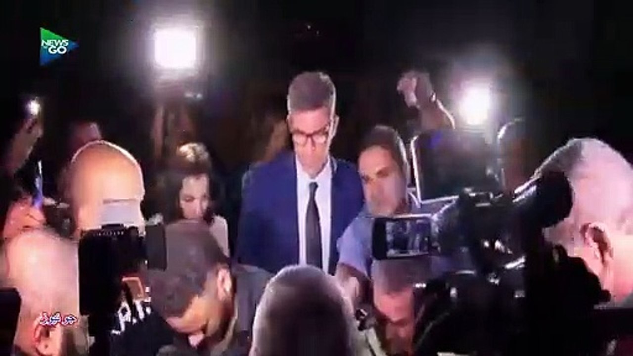 شاهد: لحظة دخول نيمار إلى قسم الشرطة وهو على كرسي متحرك!