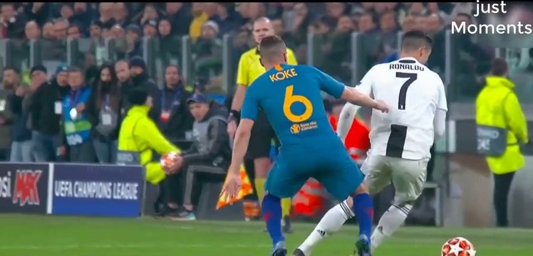 Cristiano Ronaldo 2019 - Juventus Saviour - Crazy Skills, Goals & Assists | just Moments