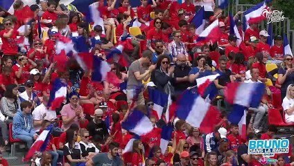 Ramenez la coupe à la maison les filles ! - La chanson officielle