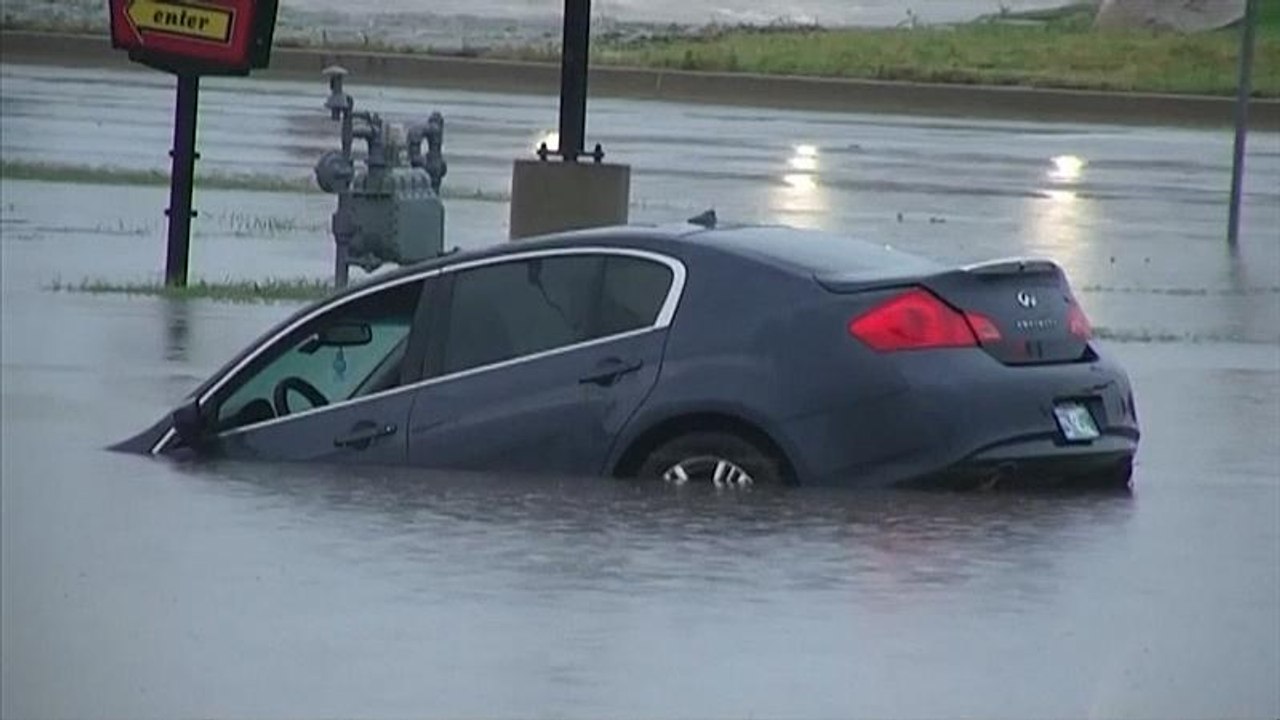 Stranded motorists rescued after flash flooding hits US city