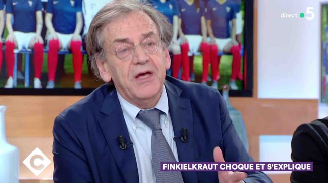 Alain Finkielkraut dérape sur le foot féminin - ZAPPING ACTU HEBDO DU 08/06/2019