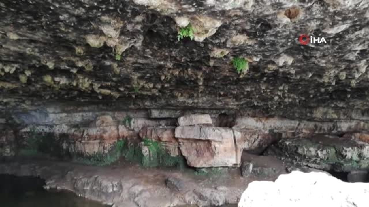 Derinsu Mağarası bayramda doğaseverlerin gözdesi oldu