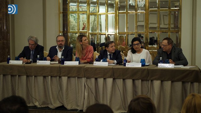 Santiago Trancón en la presentación de 'Barcelona, la ciudad que fue'
