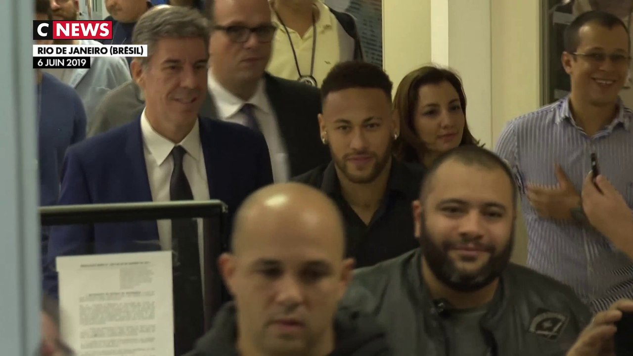 Affaire Neymar : le joueur entendu par la police