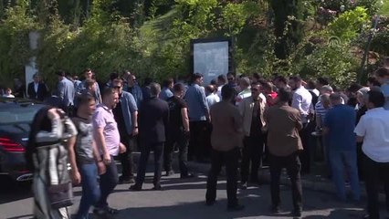 Cumhurbaşkanı Erdoğan, 15 Temmuz Şehitler Makamı'nı ziyaret etti