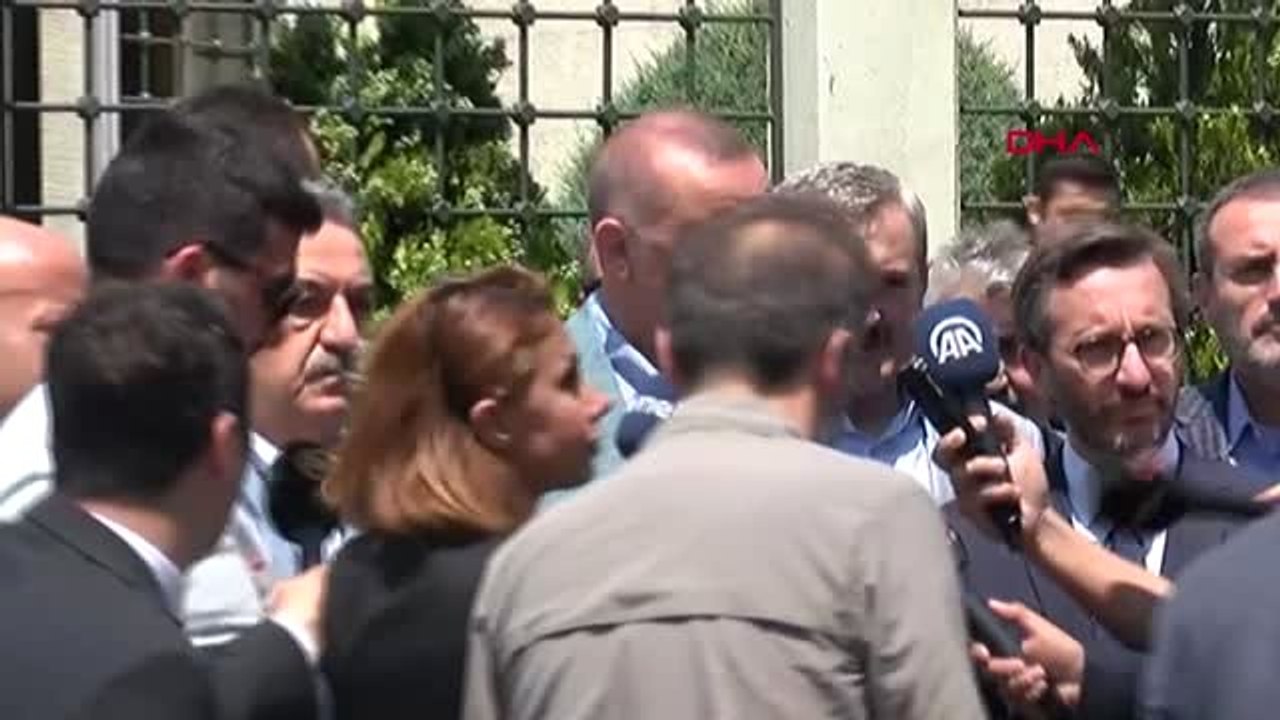 İSTANBUL- CUMHURBAŞKANI ERDOĞAN CUMA NAMAZI ÇIKIŞI AÇIKLAMA YAPTI