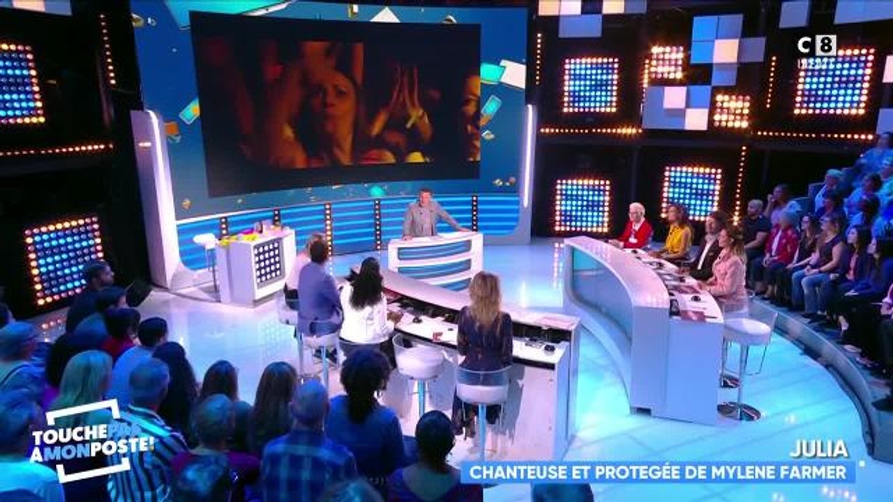 TPMP : Julia, la chanteuse et protégée de Mylène Farmer, dévoile les coulisses de sa rencontre avec la star