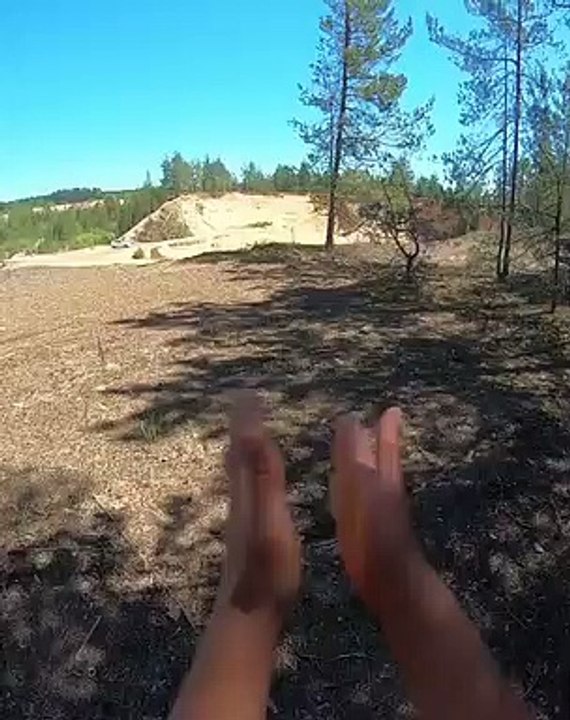 Voilà ce qu’on vit et ce qu’on voit lorsqu’on réalise un saut périlleux