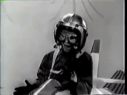 Disparu puis retrouvé chez lui : L'étrange décès de Dennis Day, l'une des premières stars Disney