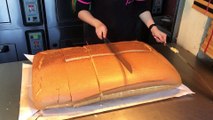 Original JIGGLY CHEESECAKE Cake Cutting