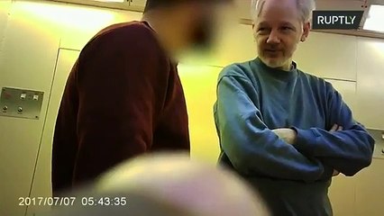 Julian Assange'ın cezaevi görüntüleri yayınlandı