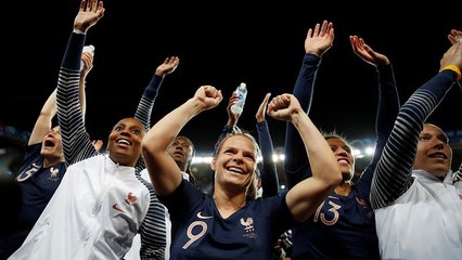 Hosts France celebrate winning start to Women’s World Cup