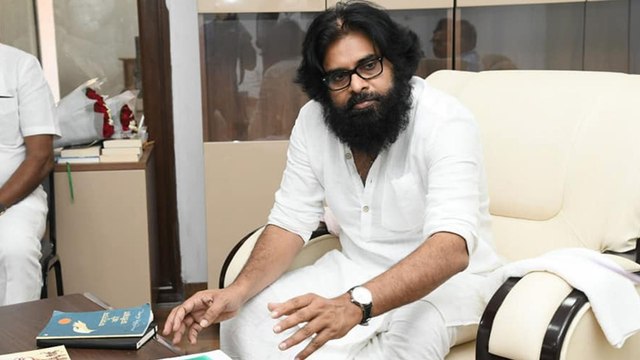 Pawan Kalyan Clarifies About Re-Entry In Movies || Filmibeat Telugu