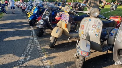 Mit keres 5000 Vespa-őrült Magyarországon?