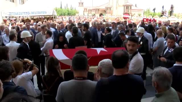 DENİZLİ- CHP DENİZLİ MİLLETVEKİLİ KAZIM ARSLAN SON YOLCULUĞUNA UĞURLANDI