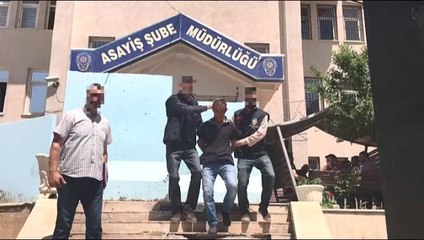 Denetimli serbestlikten yararlanıp dışarı çıktı, 5 yaşındaki kızın kolyesini gasp etti