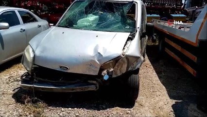 Malkara'da kontrolden çıkan hafif ticari araç şarampole uçtu: 2 yaralı