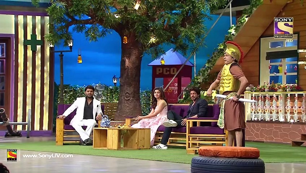 Alia Bhatt Romances Shah Rukh Khan ¦ Celebrity Birthday Special ¦ Alia Bhatt