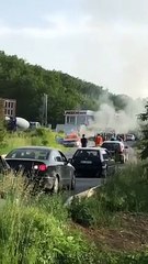 Përfshihet nga zjarri një veturë në Terrnavc të Mitrovicës