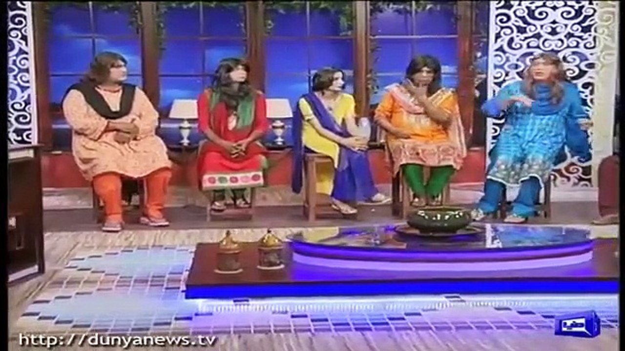 azizi_as_khawa_sara_sohail_ahmed_as_azizi_hasb_e_haal_dunya_news