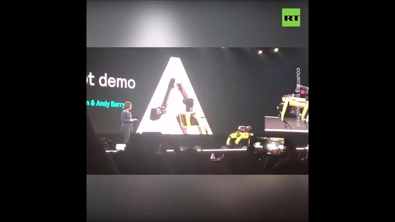 Le robot-chien de Boston dynamics plante en pleine démo