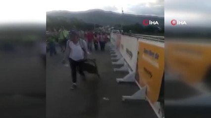 - Binlerce Venezuelalı Ülkeyi Terk Ediyor