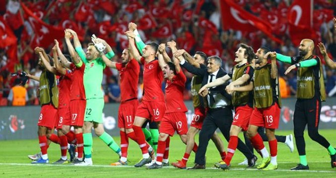 Ahmet Çakar'dan Şenol Güneş'e ilginç benzetme!