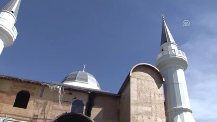 Adalet Bakanı Gül'den ABD'de kundaklanan Diyanet Camisi'ne ziyaret (1) - NEW