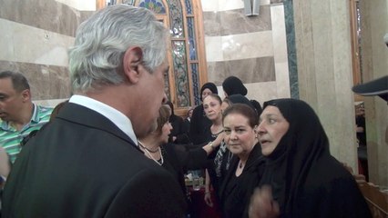 أرملة محمد نجم تتوعد في عزائه وتتهم فنان شهير بالتسبب في موته