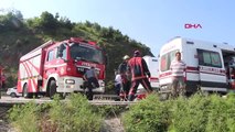 Bolu Dağı'nda, otomobil 80 metreden uçuruma yuvarlandı