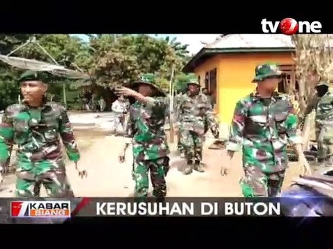 Pasca Kerusuhan Buton, TNI Polri Bersihkan Puing 87 Rumah