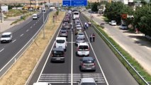 Bayram tatili dönüşü İstanbul yolunda trafik yoğunluğu