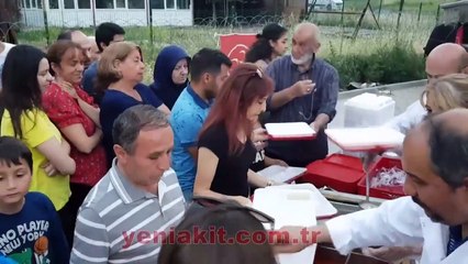 Güle Güle Ya Şehr-i Ramazan! Müslümanlar son iftarını yaptı