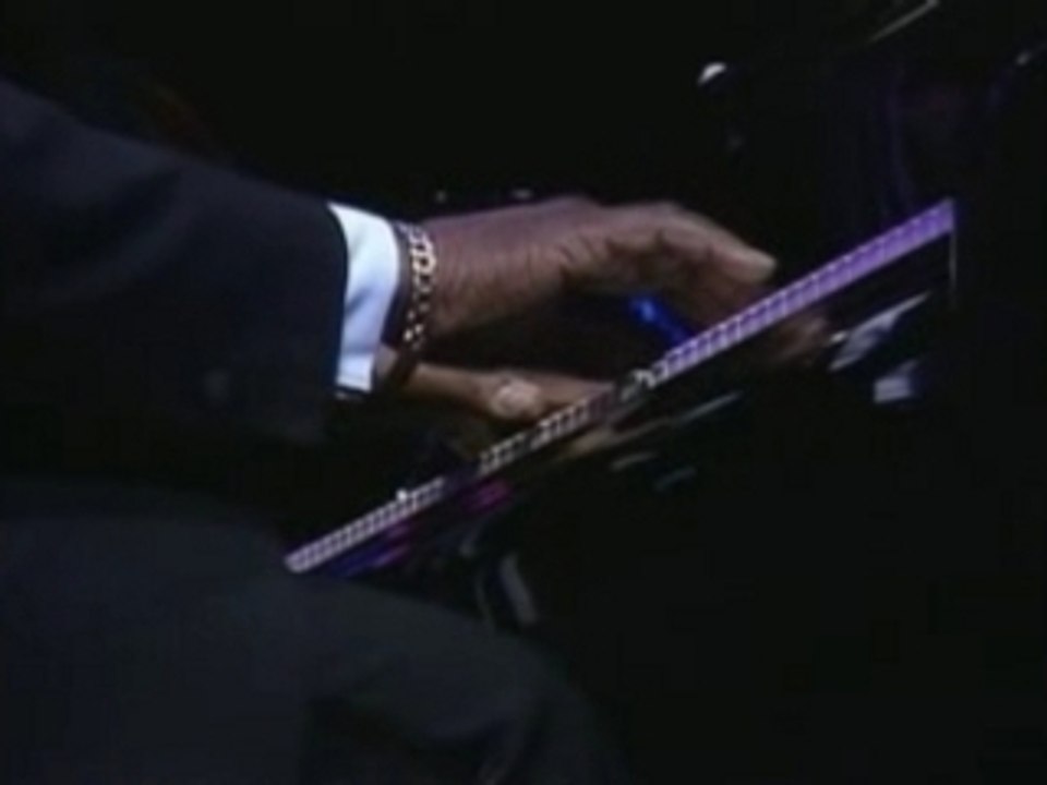 Oscar Peterson - The Quartet Live (featuring Joe Pass) - 5 -