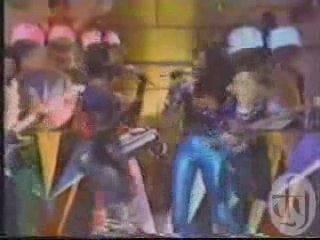 La voyage - never lookin' back again