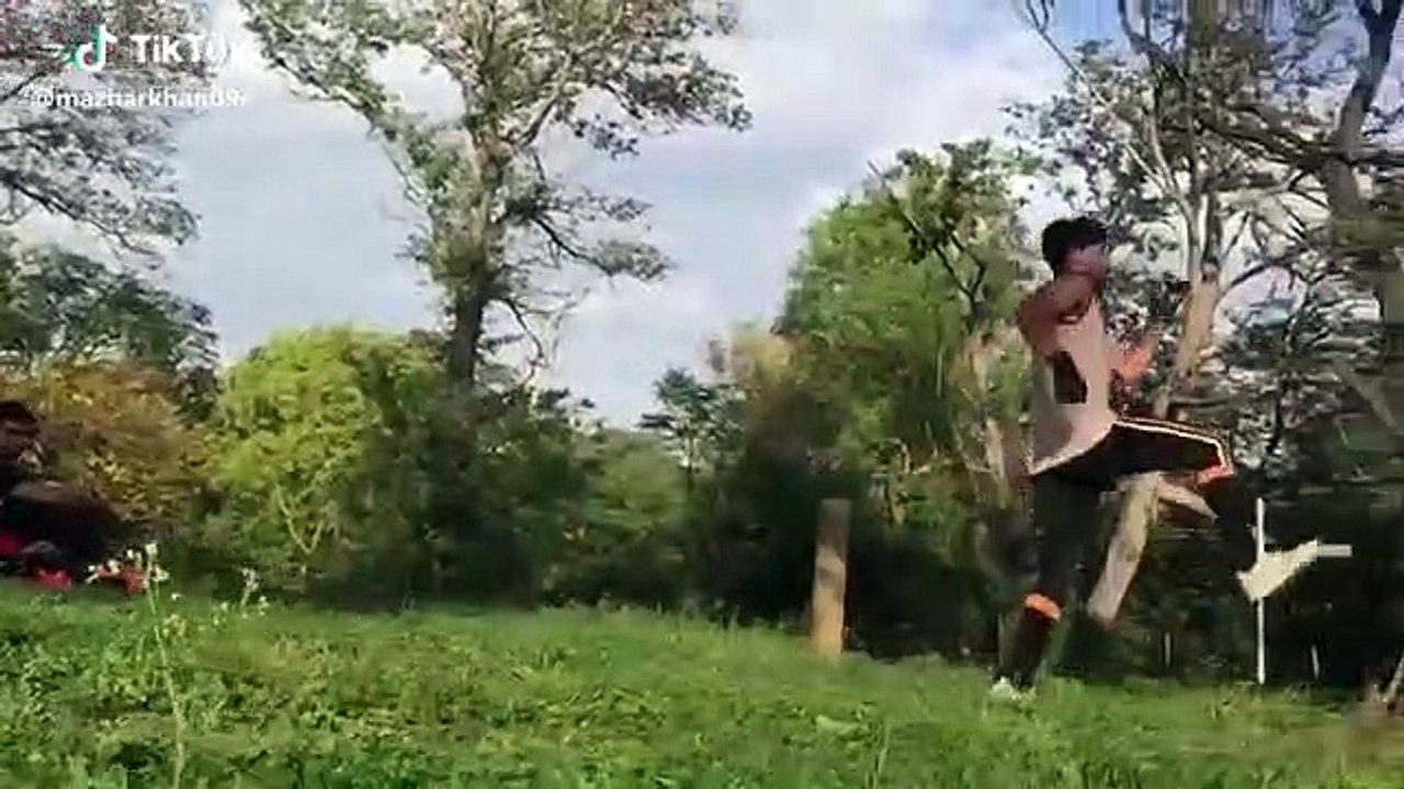 Pakistani sports man real danger jumped