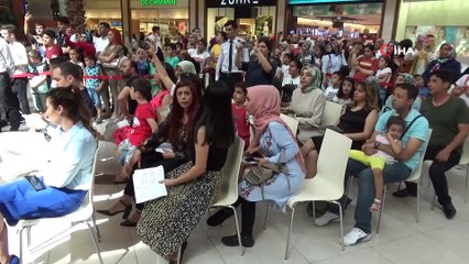 'Çok Ses Tek Yürek' gençlik korosunun ilk konseri büyük ilgi gördü