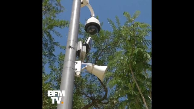 À Hyères, un haut-pareur sous une caméra de vidéosurveillance permet aux policiers de réprimander les incivilités