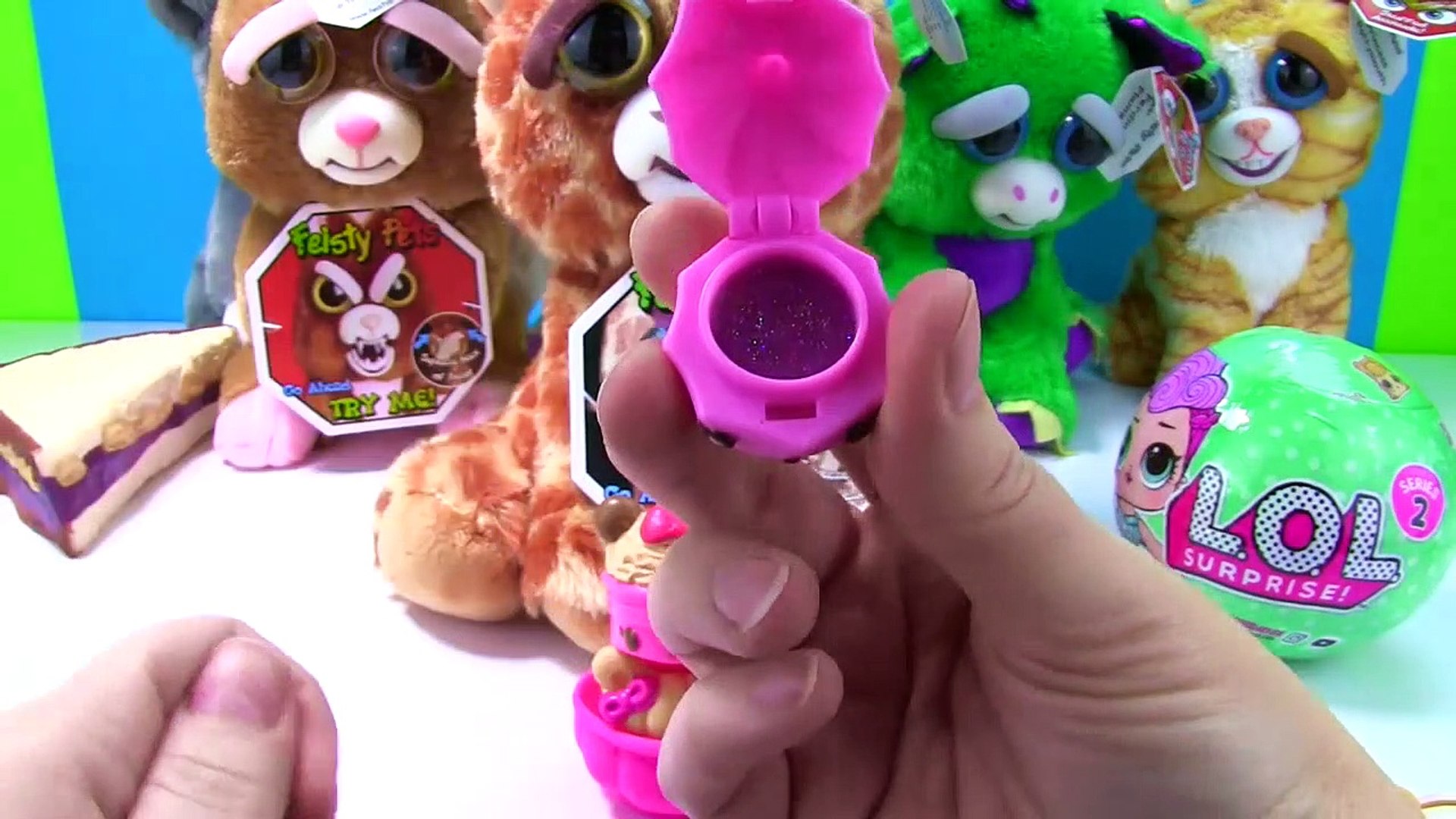 ⁣Feisty Pets Toys Giraffe  Bunny Rabbit Seal Crazy Teeth